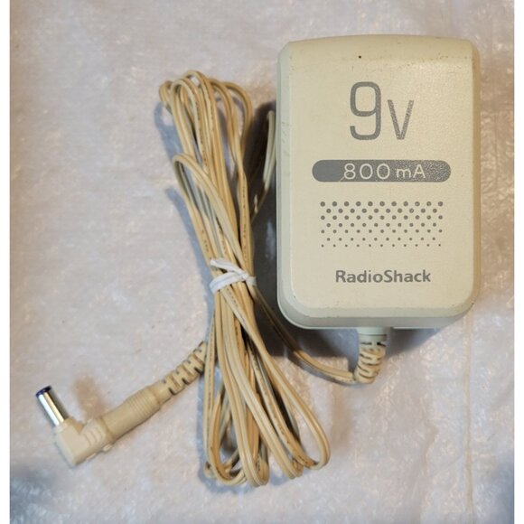 Radio Shack 273-1770 AC Power Adapter 9VDC 800mA 120VAC 60Hz 12W - Picture 1 of 10